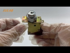 کلید قفل برق پله ی بالا Y127930G05 قطعات پله ی بالا میتسوبیشی