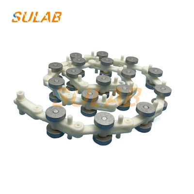 زنجیر چرخ دار پله برقی شیزی اوتیس XAA332DS با 17 بخش دستگیره و 50.5mm Pitch ساخته شده از PA66 + 30%GF